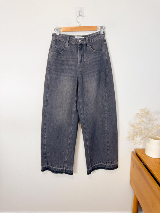 Fabrique Sustainable Barrel Leg Jeans in Faded Black Wash (Size S)