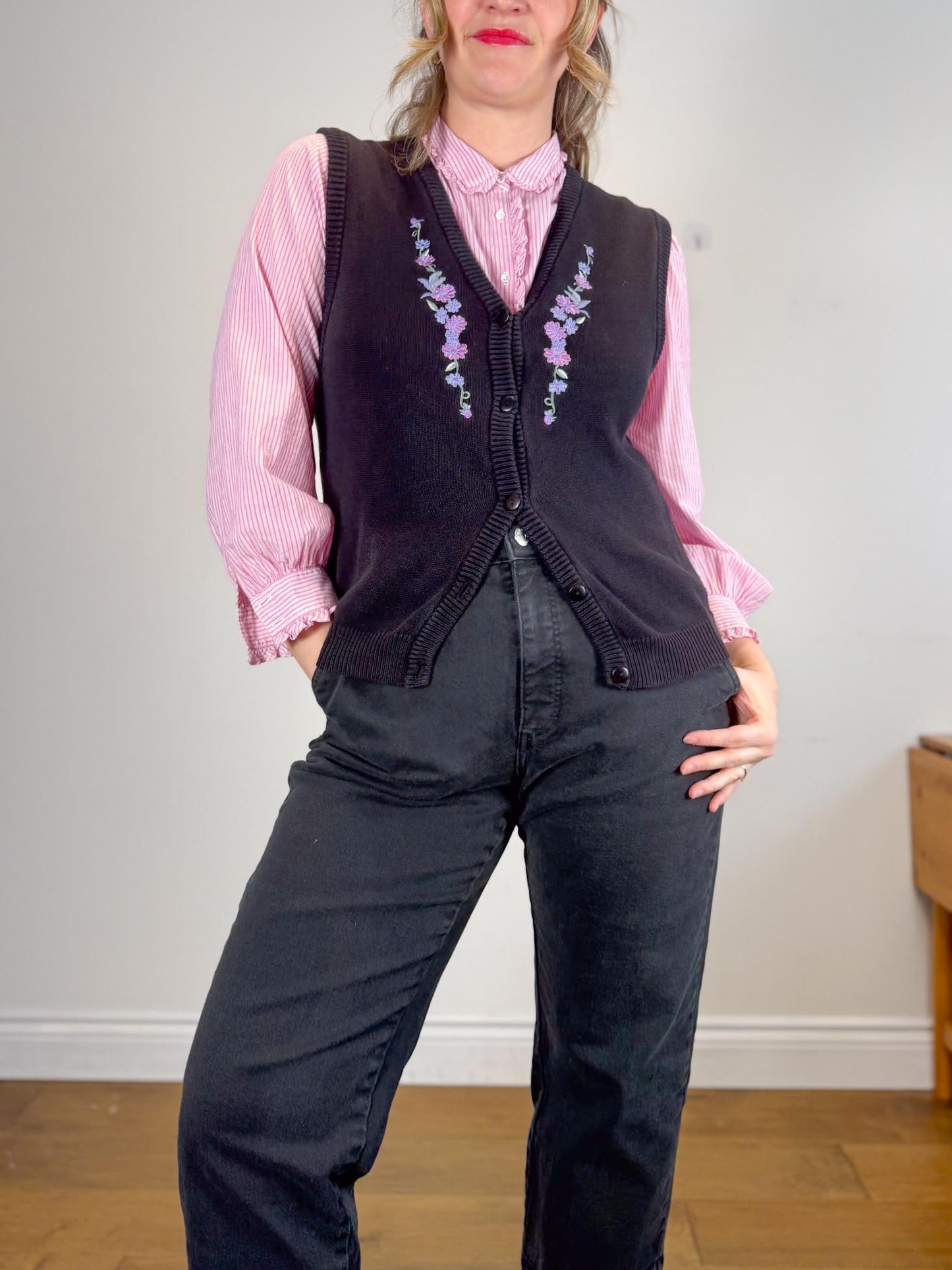 XIRENA "Gillian Ruffle Shirt Small in Rose Mallow" (Size XS-M)