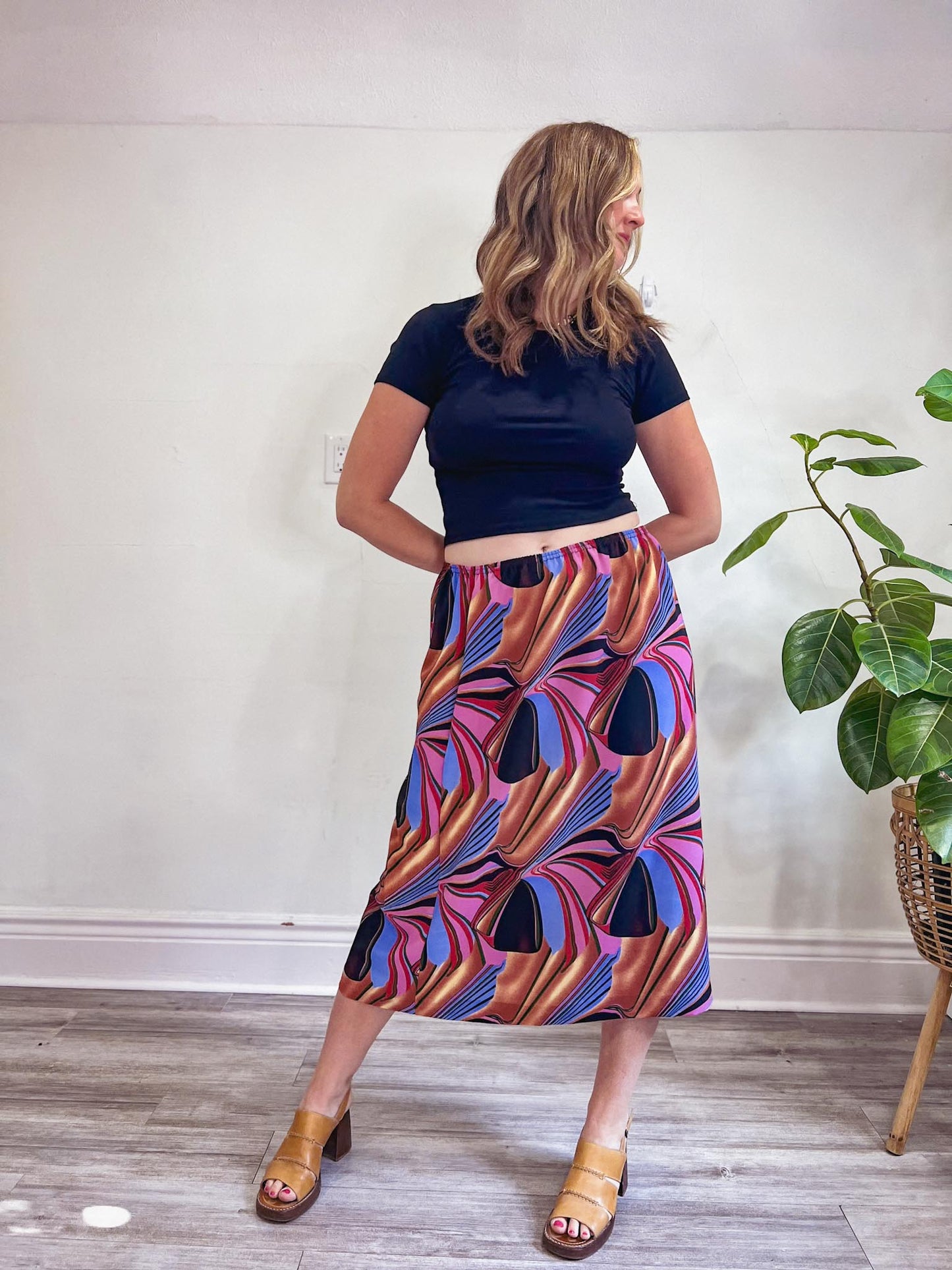 Vintage Retro Print Midi Skirt (Size XL)