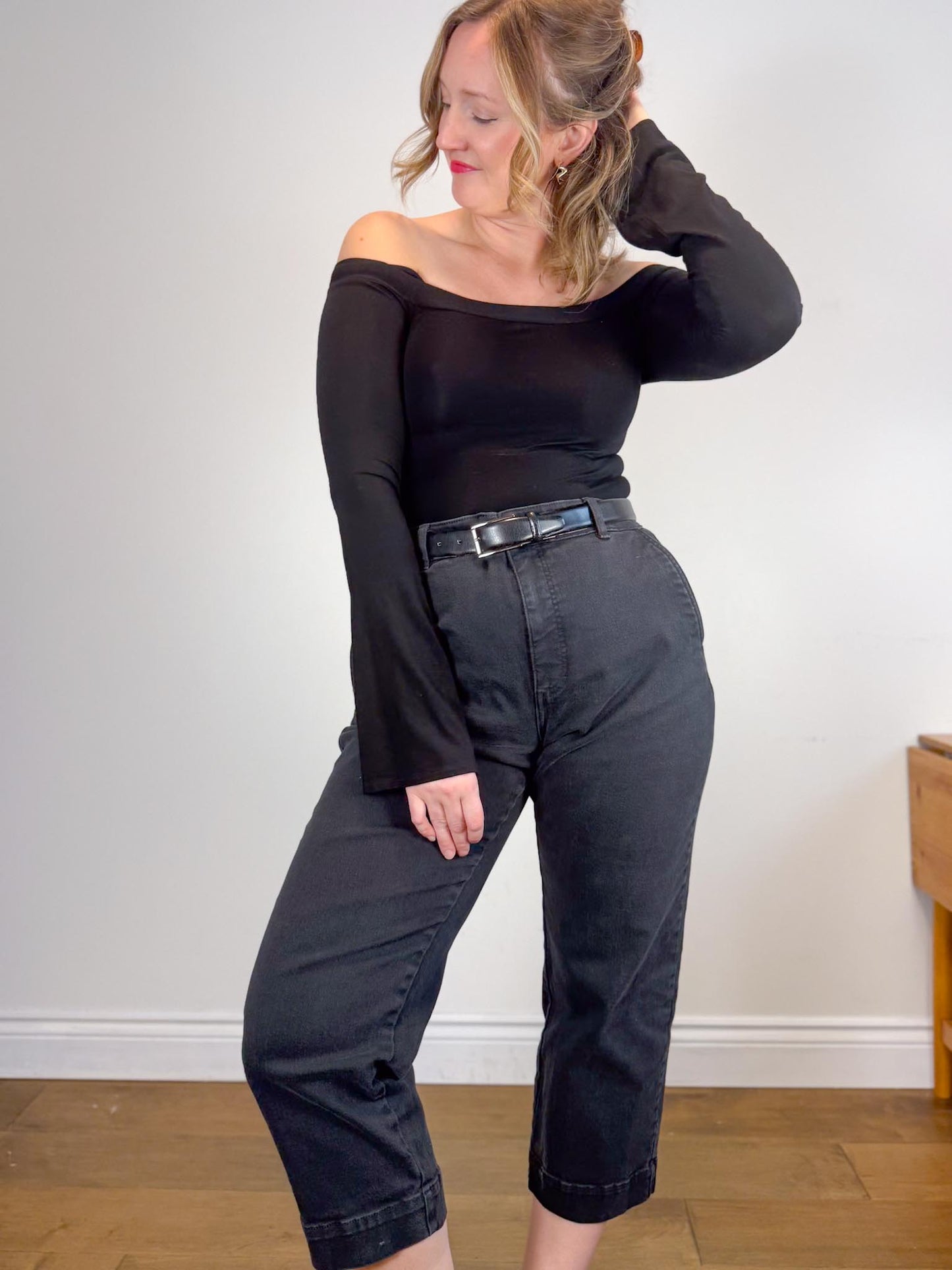 Reformation Off the Shoulder Cropped Long Sleeve Top in Black (Size S)