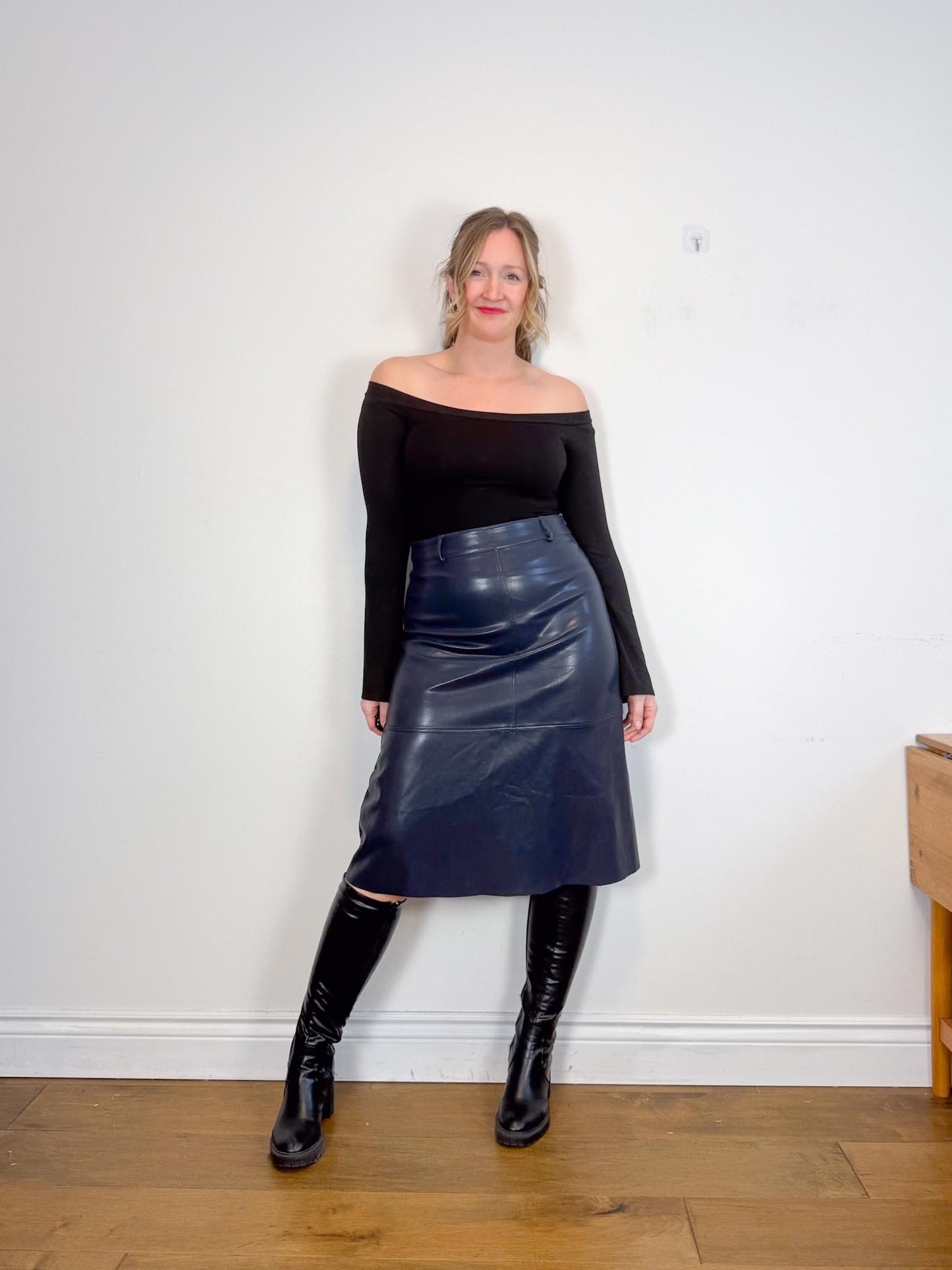 Reformation Off the Shoulder Cropped Long Sleeve Top in Black (Size S)