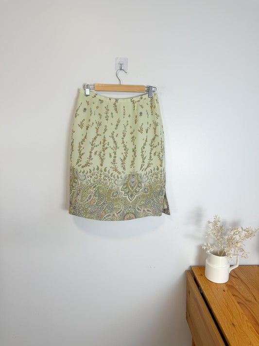 Vintage Floral/Paisley Skirt in Green (Size M/L)