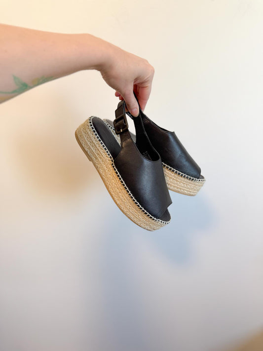 Vagabond "Celeste" Slingback Espadrille Slides in Black Leather (Size 6)