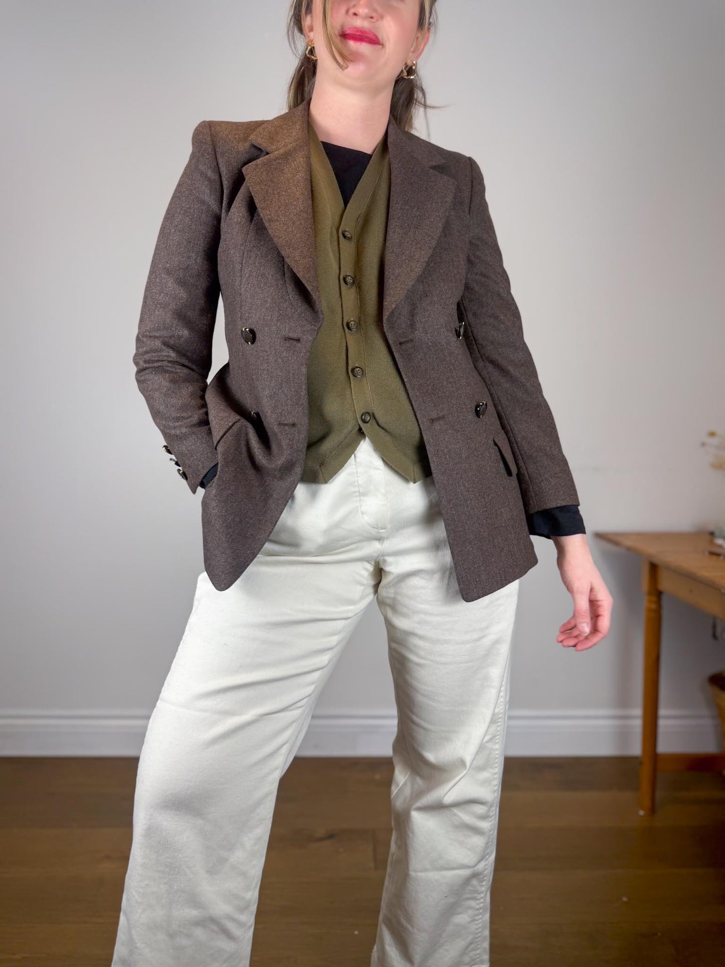 Vintage 90s Louis Feraud Wool Pant Suit in Brown (Size 6)