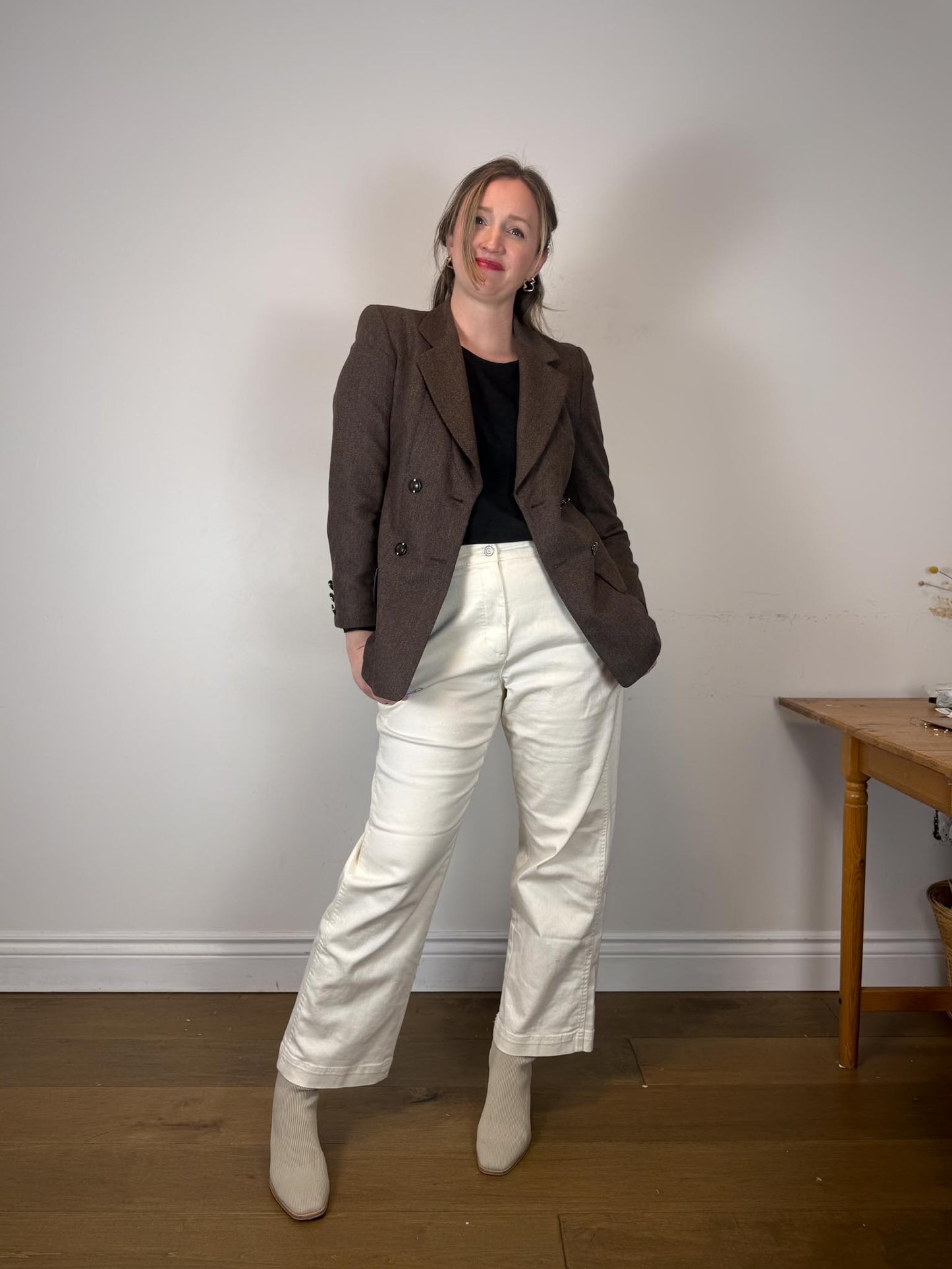 Vintage 90s Louis Feraud Wool Pant Suit in Brown (Size 6)