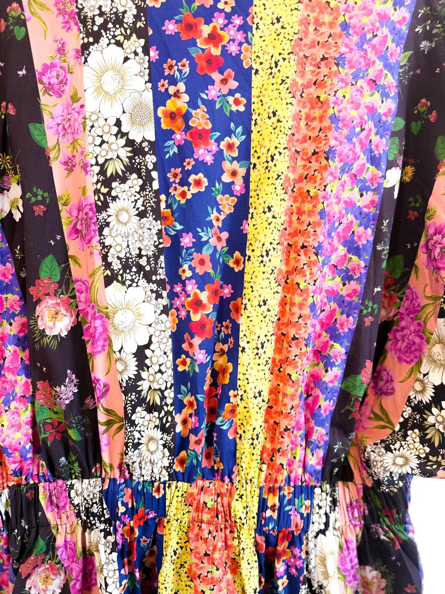 AMUR Sustainable  "Nyla Tie Front Dress" in Mixed Floral Print (Size L/XL)