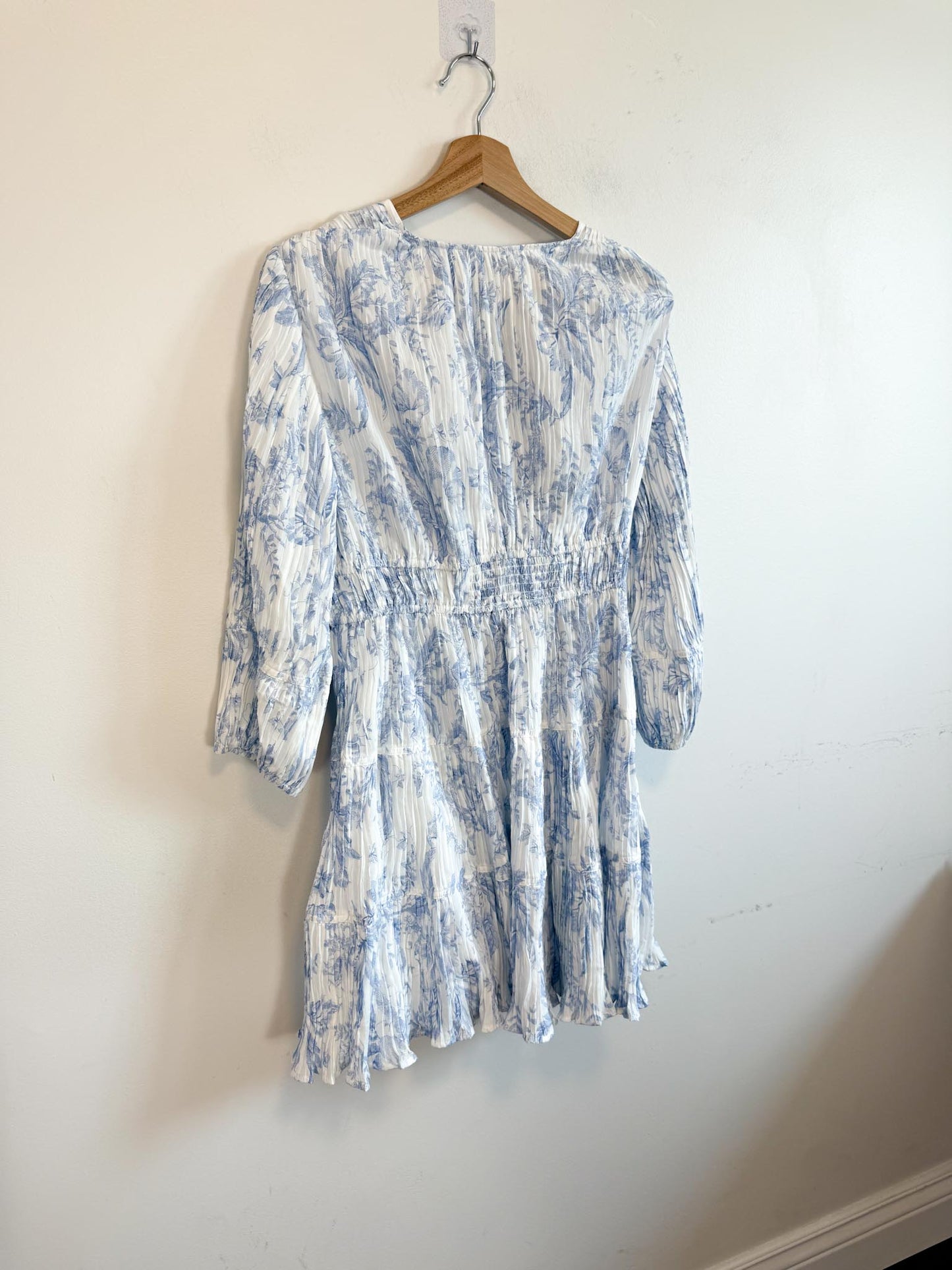 MAJE "Patterned Pleated Dress in Blue/White" NWT (Size M/L)