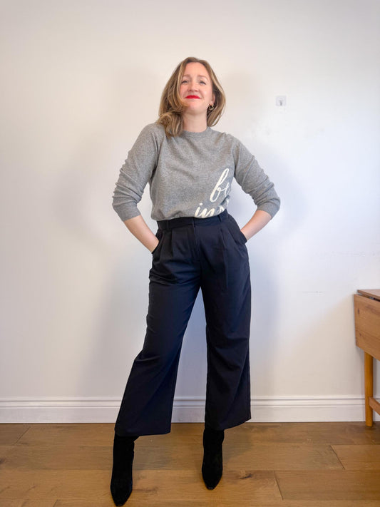 Abercrombie & Fitch High Rise Trousers in Black (Size 31)