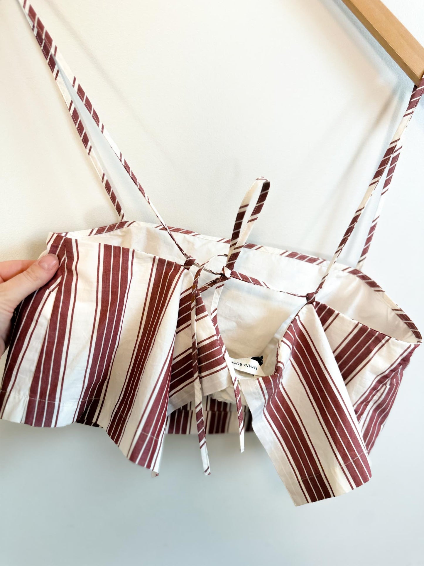 Banana Republic Striped Crop Top NWT (Size M)