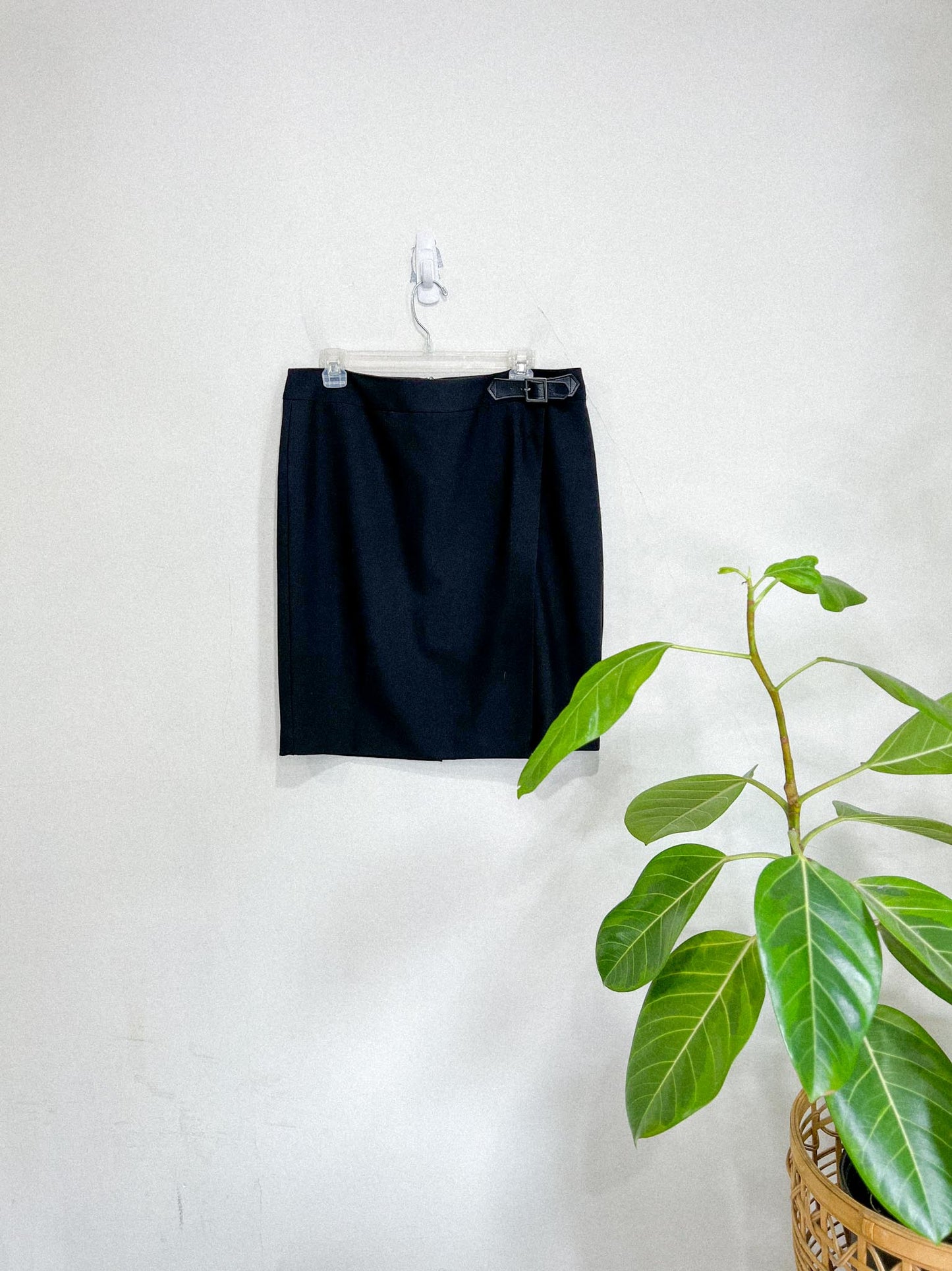 Black Mini Skirt (Size 10)