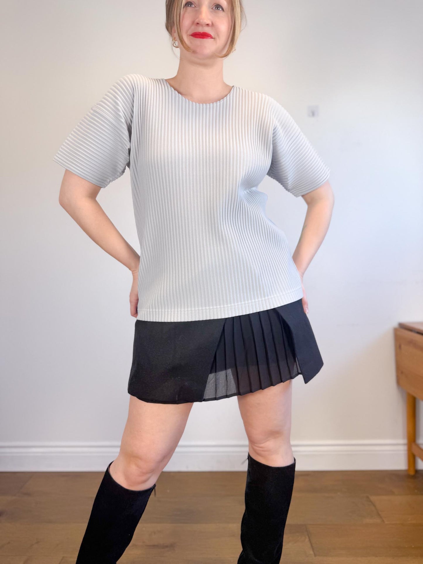 Issey Miyake Homme Plisse Designer Pleated T-Shirt in Grey (Size L)