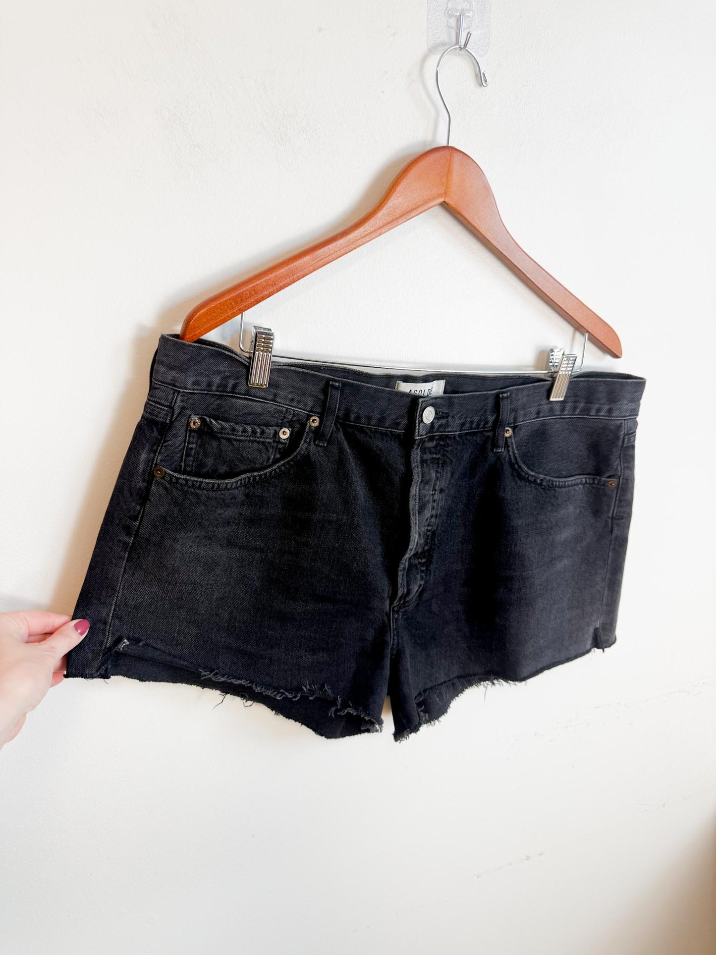 AGOLDE "Parker Black Denim Shorts" (Size 32)