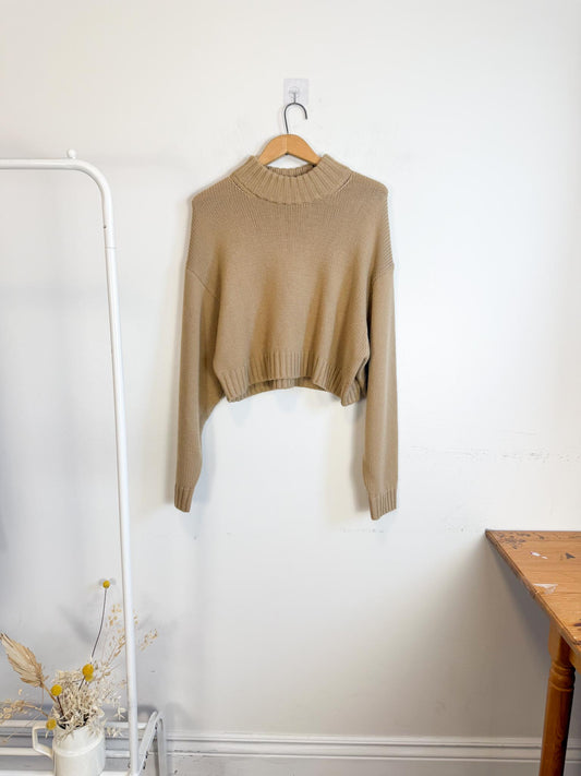 Wilfred Merino Wool "Harper Cropped Sweater in Brown" (Size L)