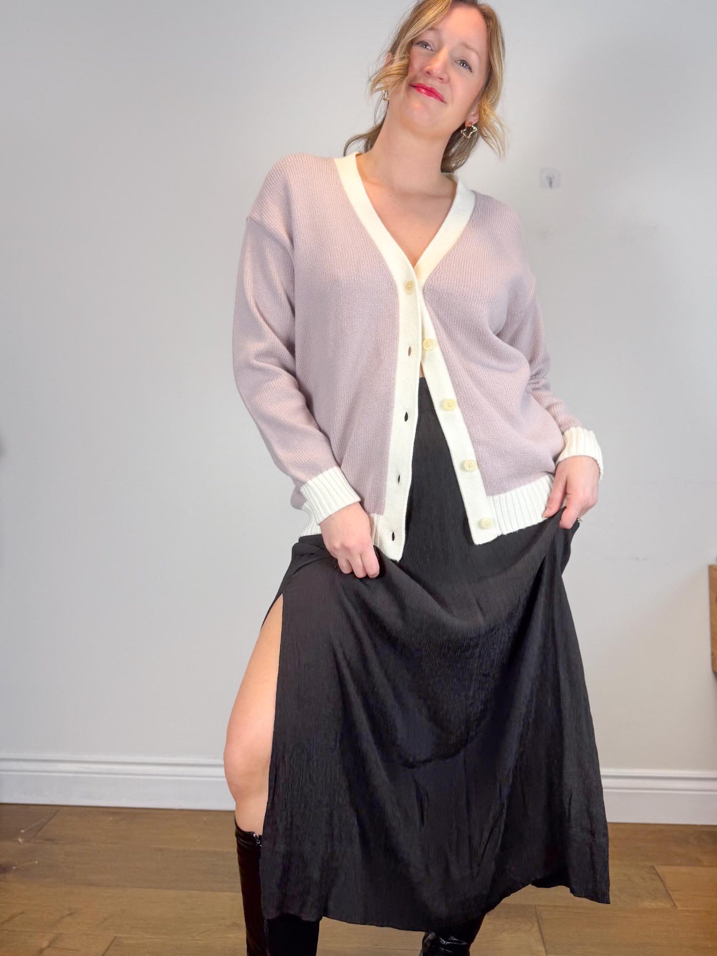 Everlane "Naia Ripple Skirt in Black" (Size XL)