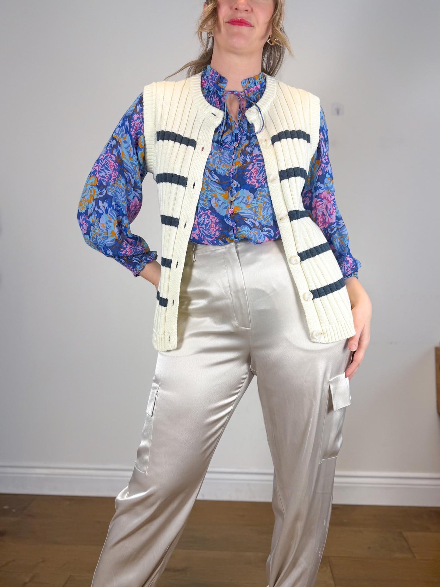 SUNCOO Paris "Linda Floral Printed Blouse in Blue" (Size S/M)