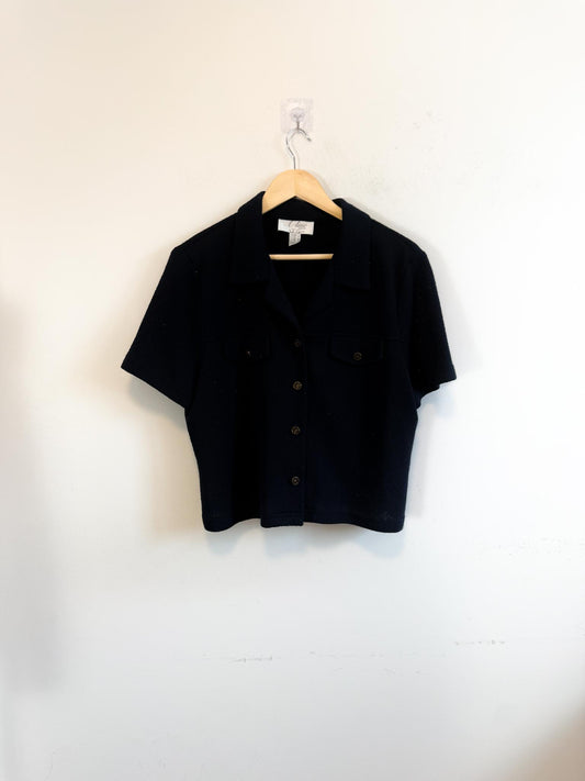 Vintage Short Sleeve Knit Button Down in Navy (Size L)