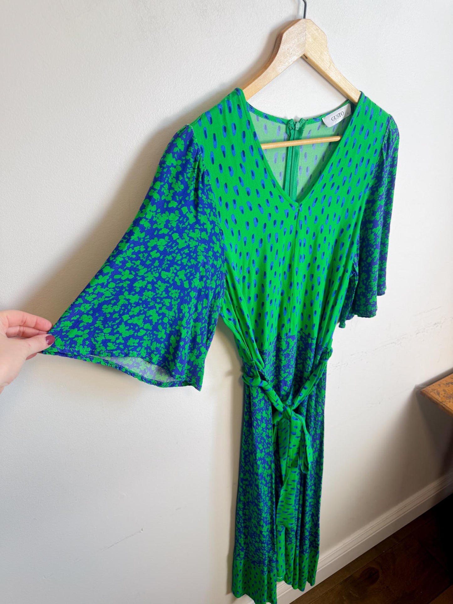 GUSTO Mixed Print Dress in Green/Blue (Size S/M)