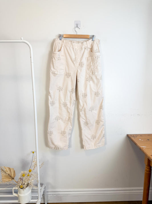 Anthropologie Pilcro "Rust Pull-On Embroidered Pants in Faded Pink Cream" (Size L)