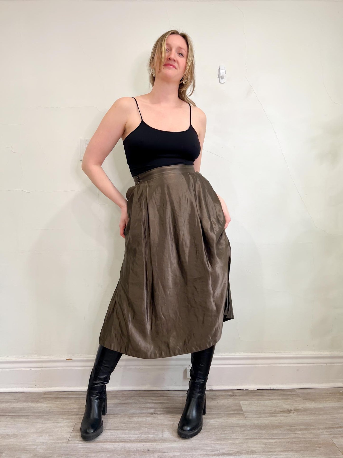 Pillar Slow Fashion Silk Midi Skirt (Size M/L)