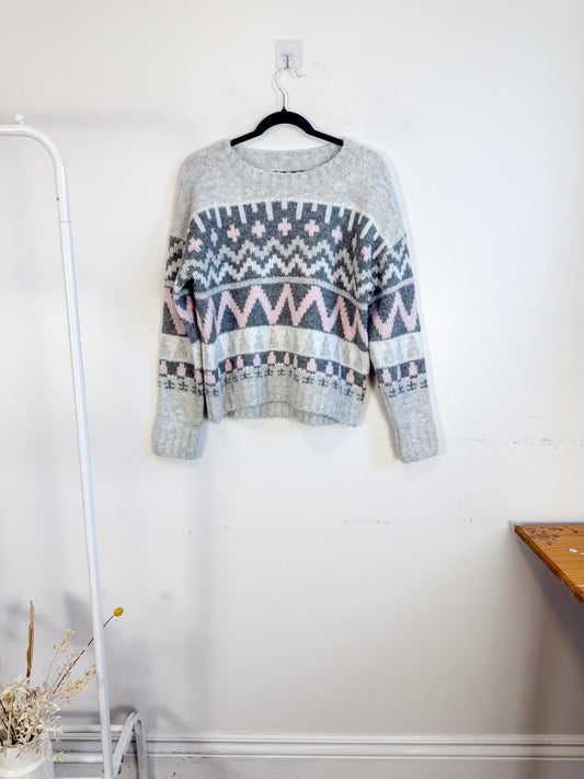 Lyla & Luxe "Landen Fair Isle Sweater in Grey/Pink" (Size S/M)