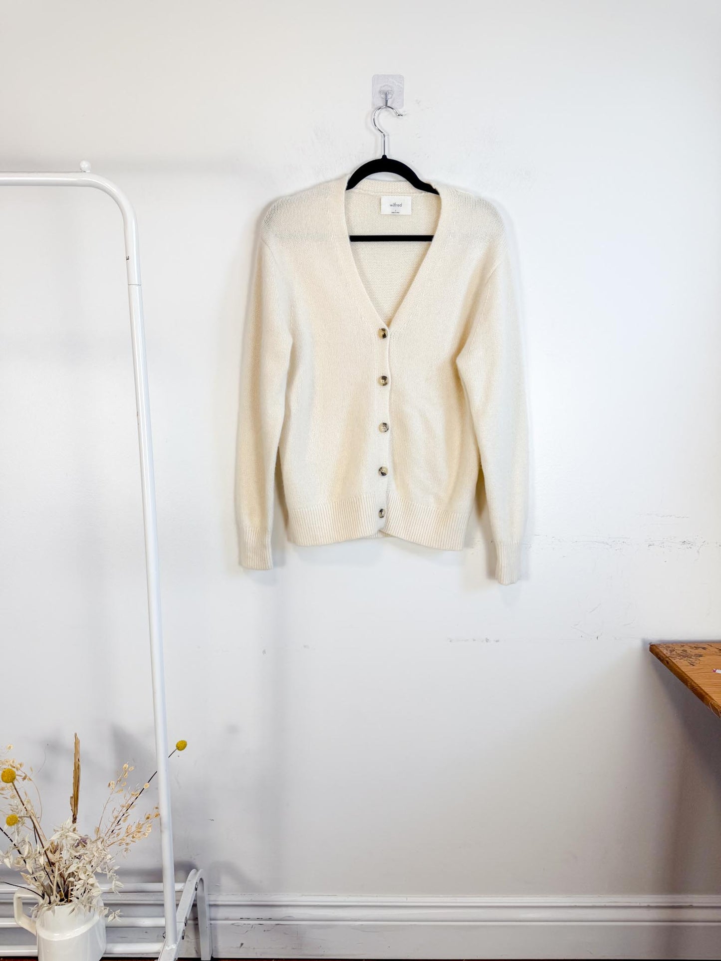 Wilfred Cashmere Cardigan in Whisper White (Size S)