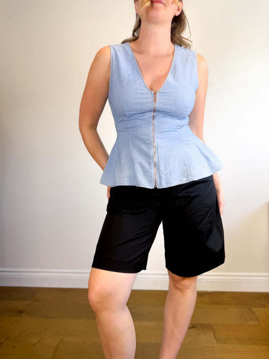 Cop.Copine "Ponctuel Denim Top in Light Wash" (Size L)