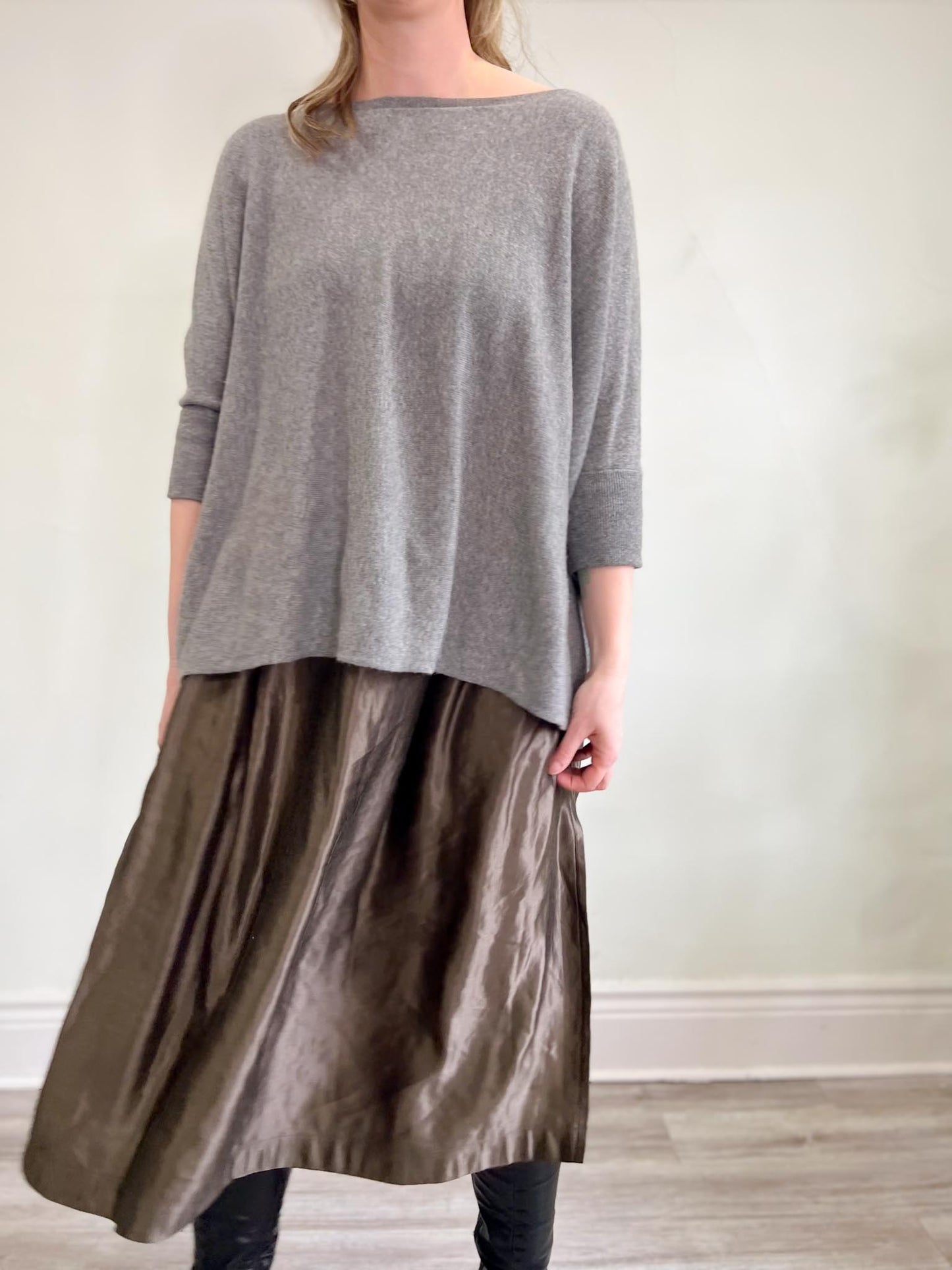 Pillar Slow Fashion Silk Midi Skirt (Size M/L)