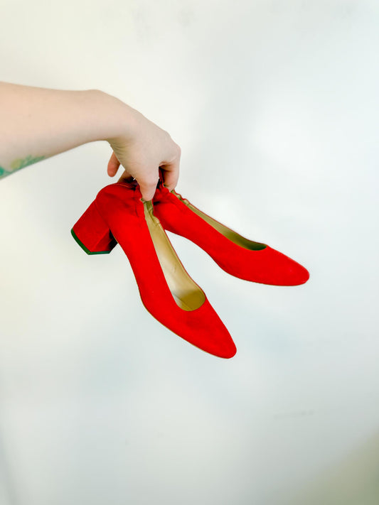 Everlane "The Leather Day Heel in Vibrant Red Suede" (Size 8)