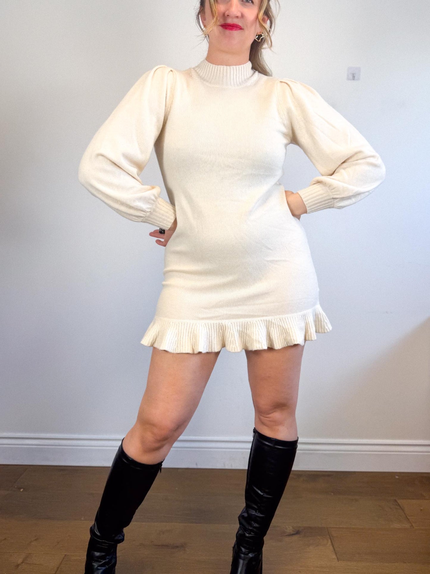PAIGE "Julita Long-Sleeve Sweater Mini Dress in Cream" (Size XS/S)