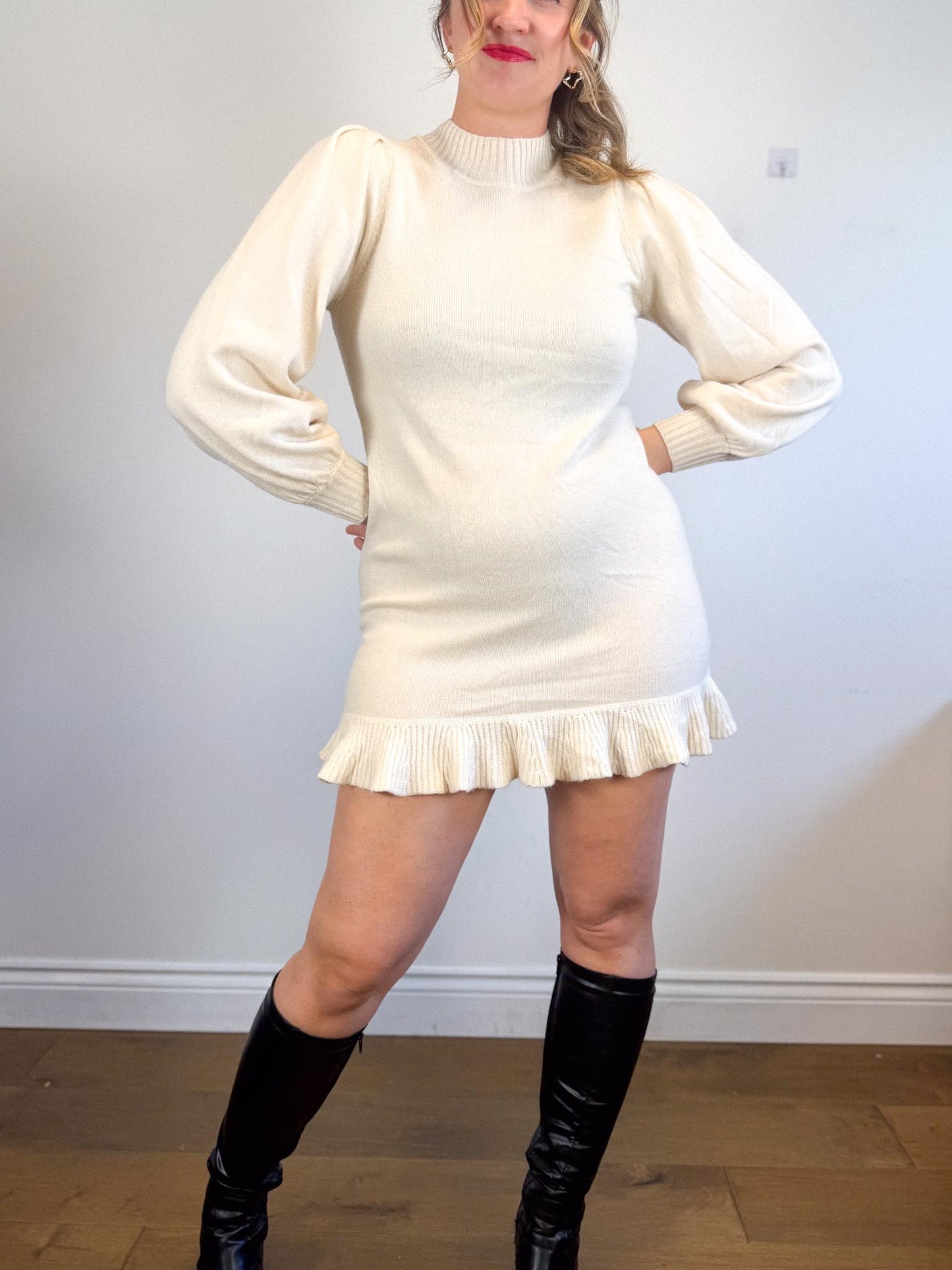 PAIGE "Julita Long-Sleeve Sweater Mini Dress in Cream" (Size XS/S)