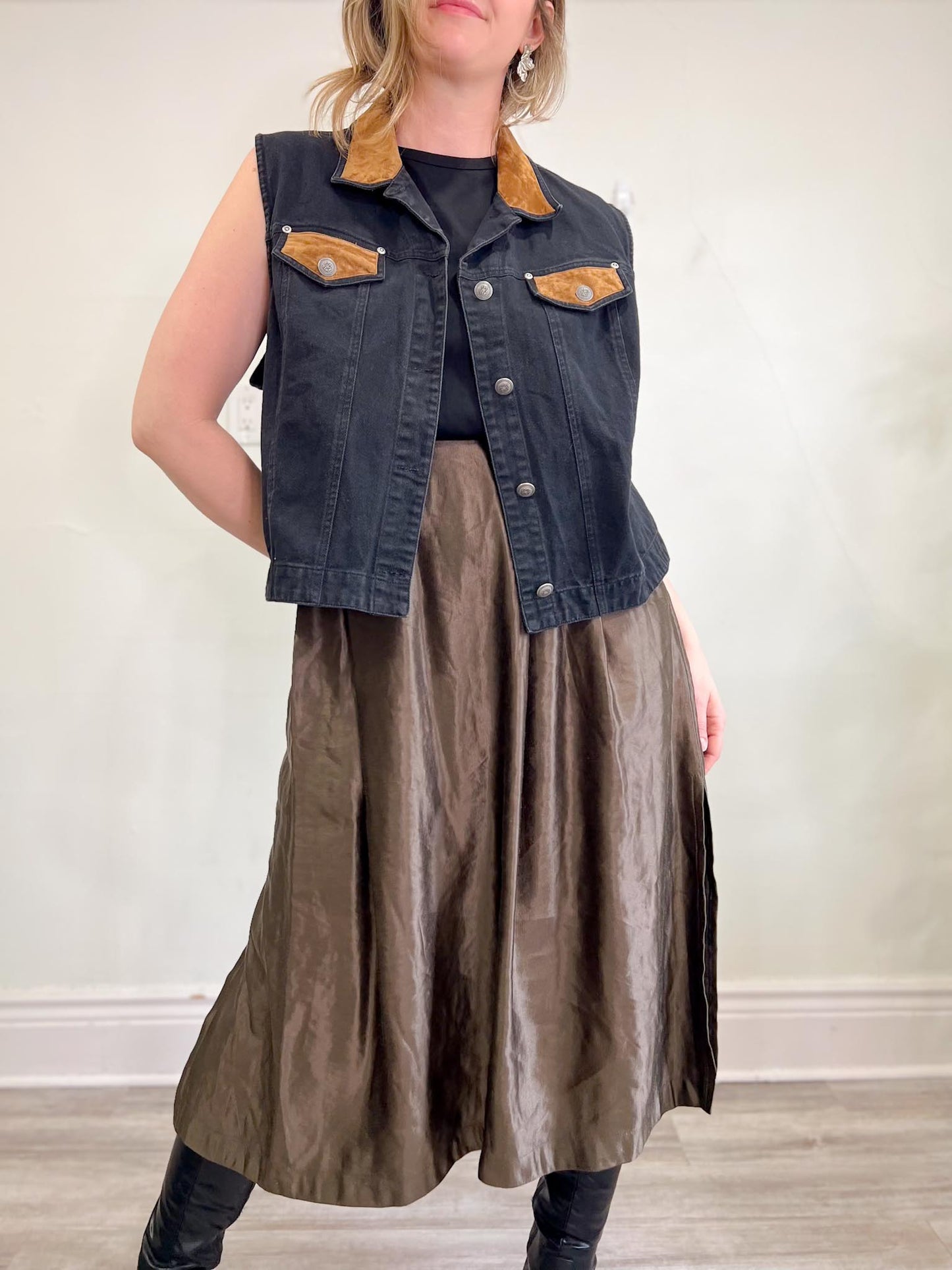 Vintage Denim Vest with Faux Suede Collar (Size 2X)