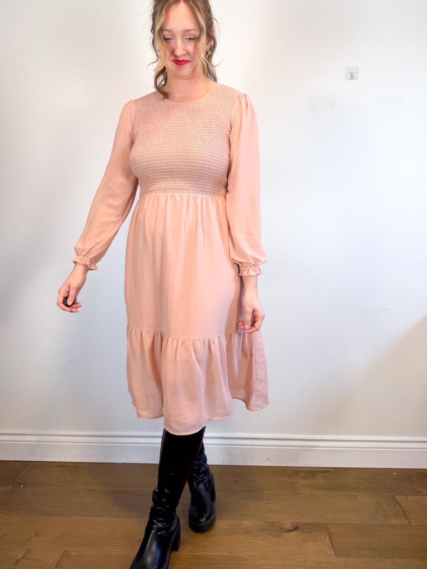 Mad About Style x Jilly Box "The Grace Midi Dress in Dusty Rose" NWT (Size M)