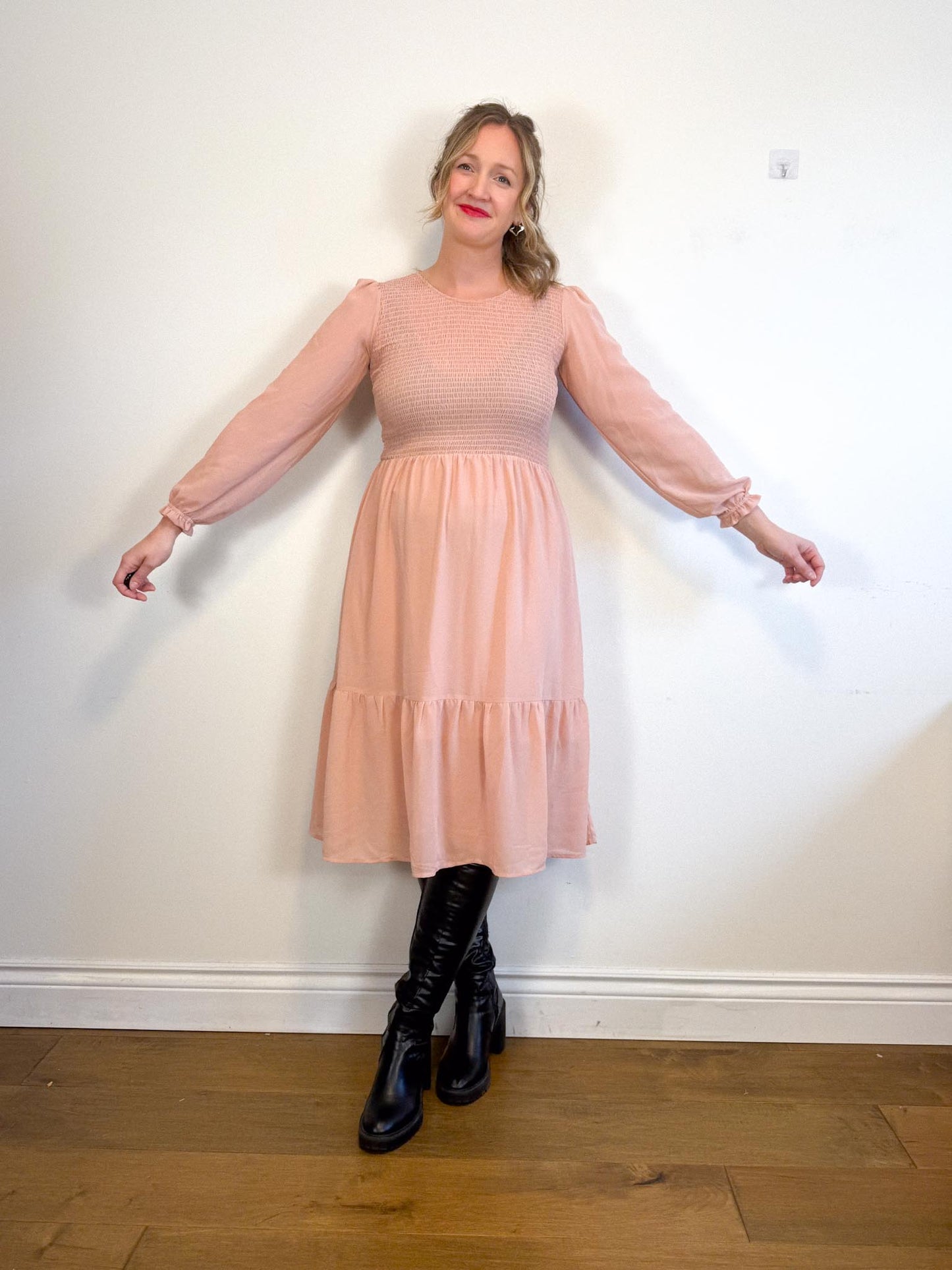 Mad About Style x Jilly Box "The Grace Midi Dress in Dusty Rose" NWT (Size M)