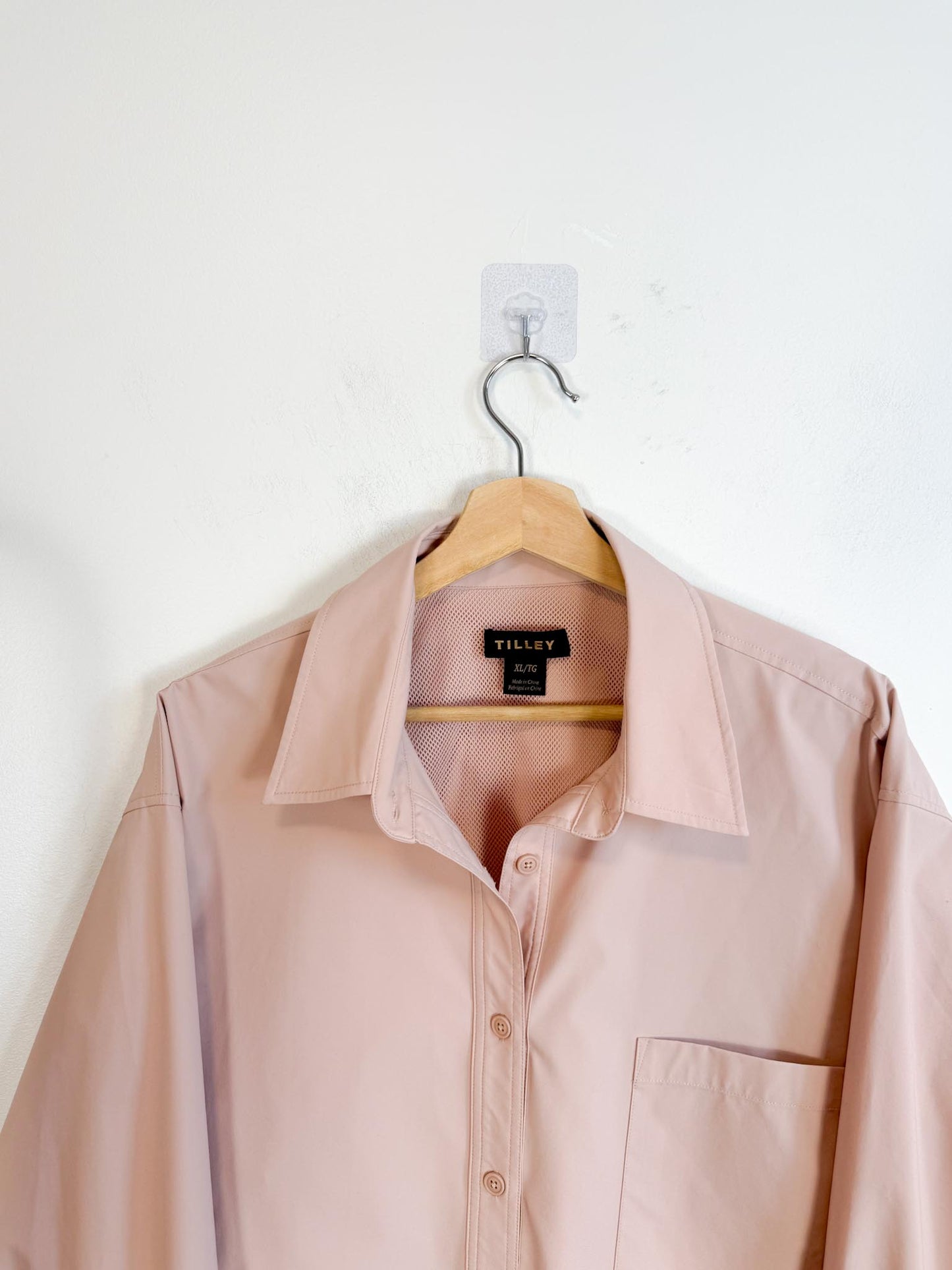 TILLEY "Tech Shield Shirt in Dark Blush" (Size XL)