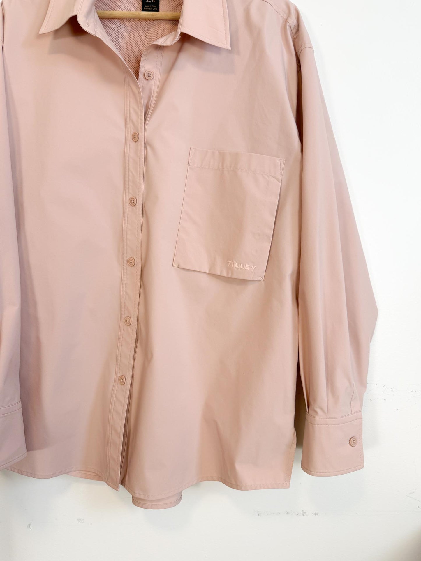 TILLEY "Tech Shield Shirt in Dark Blush" (Size XL)