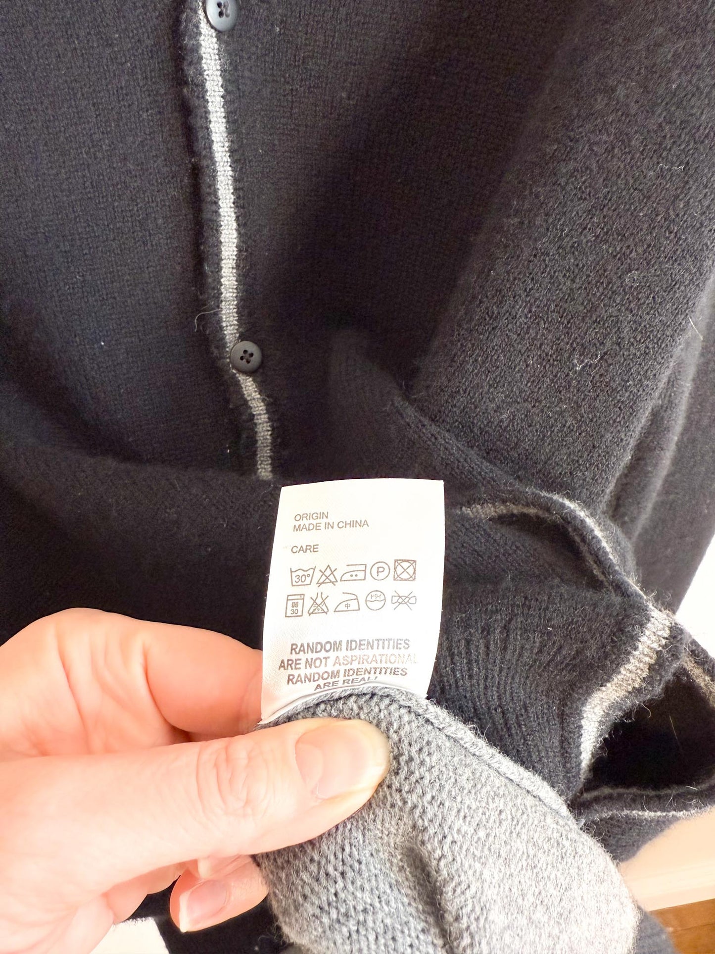 Random Identities Designer Wool & Cashmere Bicolour Cardigan in Black/Grey (Size L)