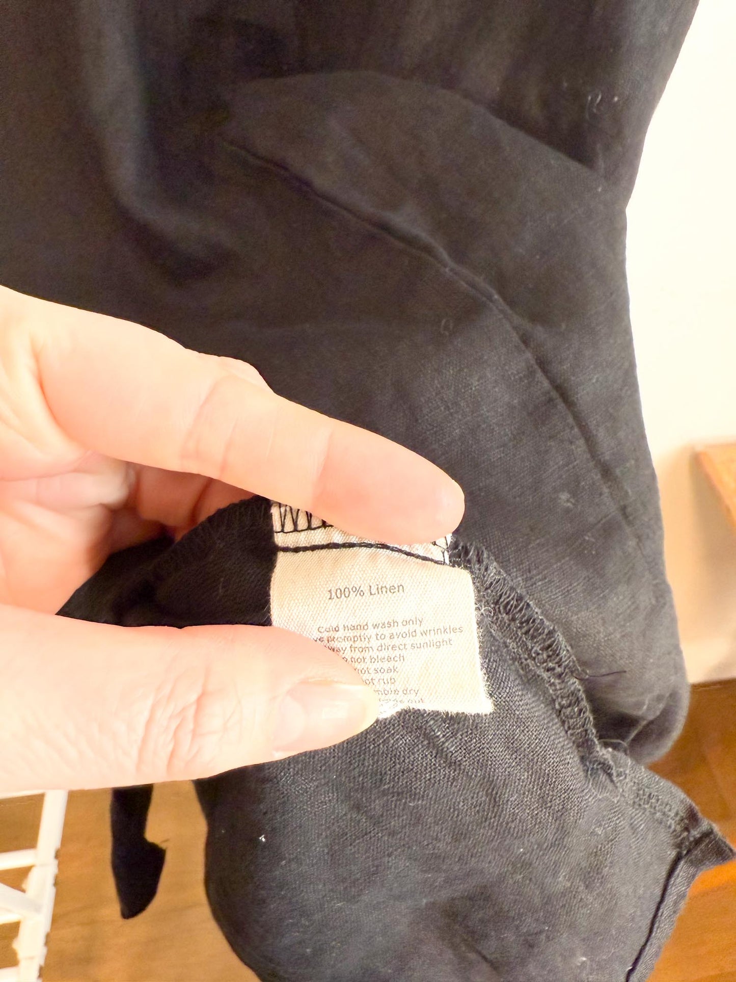 VRG GRL "Yuri Linen Mini Dress / Tunic Top in Black" (Size L)