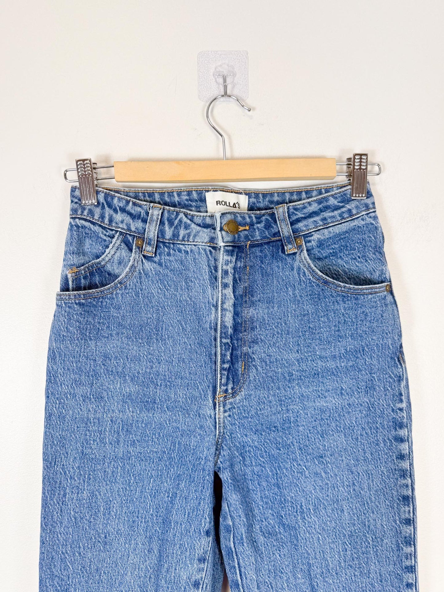 ROLLA'S "Original Straight Jean" in Medium Wash (Size 27)