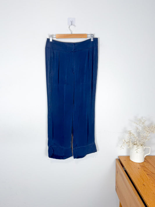 Kit & Ace Silk Cropped Pants in Navy (Size 8)