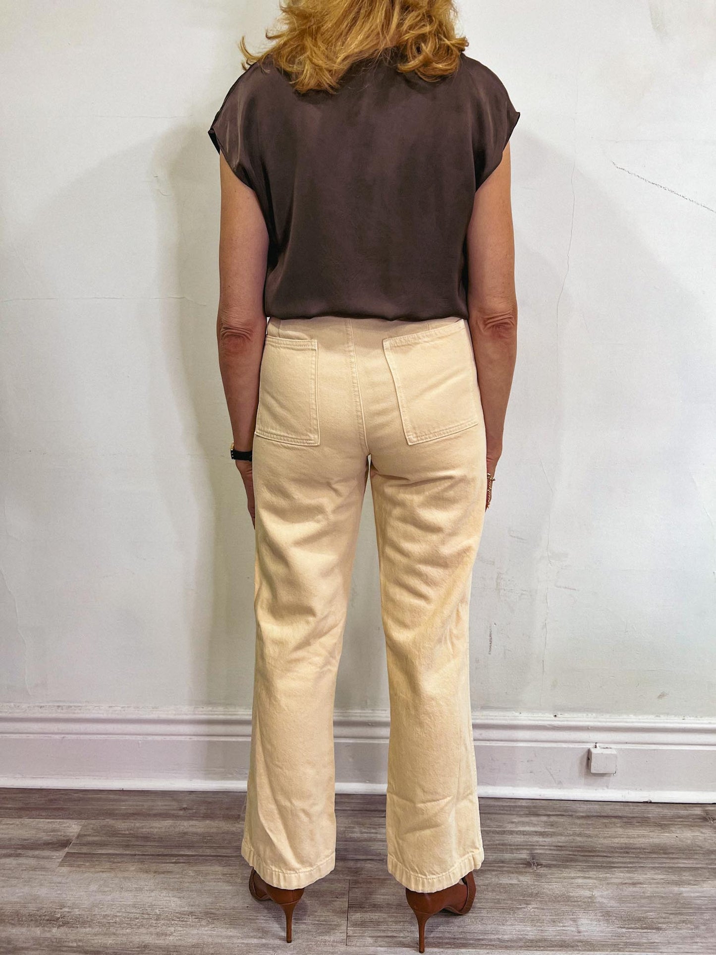 Zara High Rise Jeans in Yellow Beige (Size S)