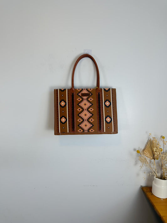 Wrangler "Southwestern Tote Bag in Aztec Print" NWT