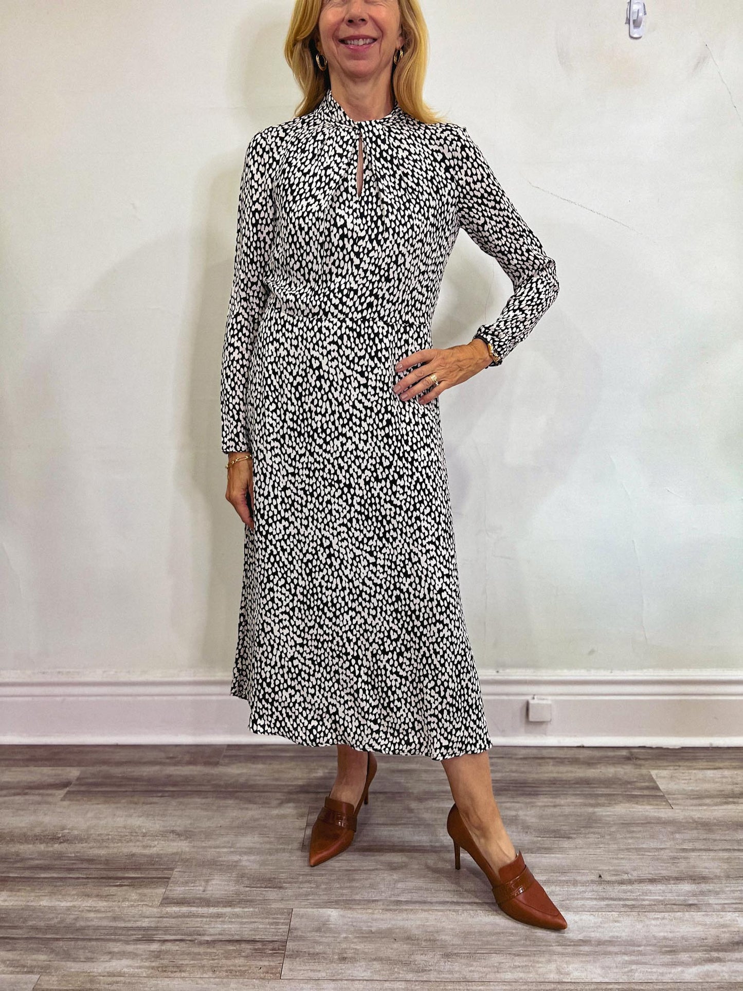 Judith & Charles Long Sleeve Midi Dress in Black/White Print (Size S/M)