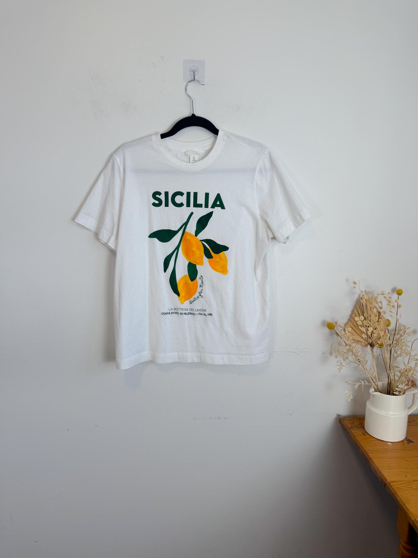 H&M Sicilia Graphic Tee in White (Size L)