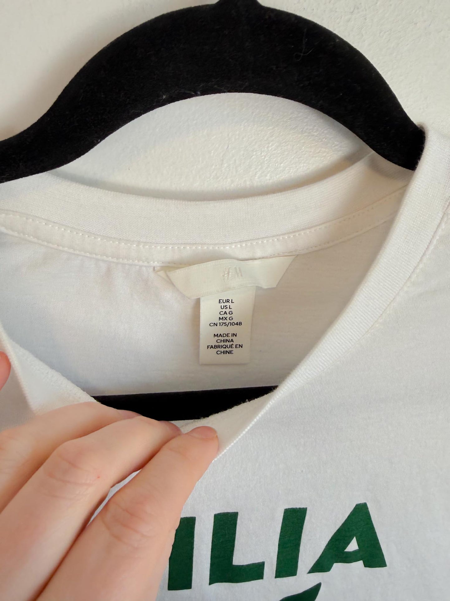 H&M Sicilia Graphic Tee in White (Size L)