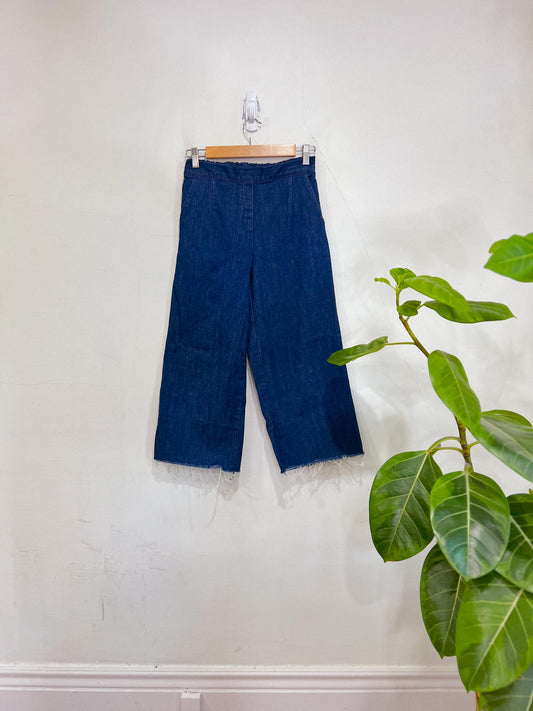 Oak + Fort Cropped Denim Pants in Dark Wash (Size S)