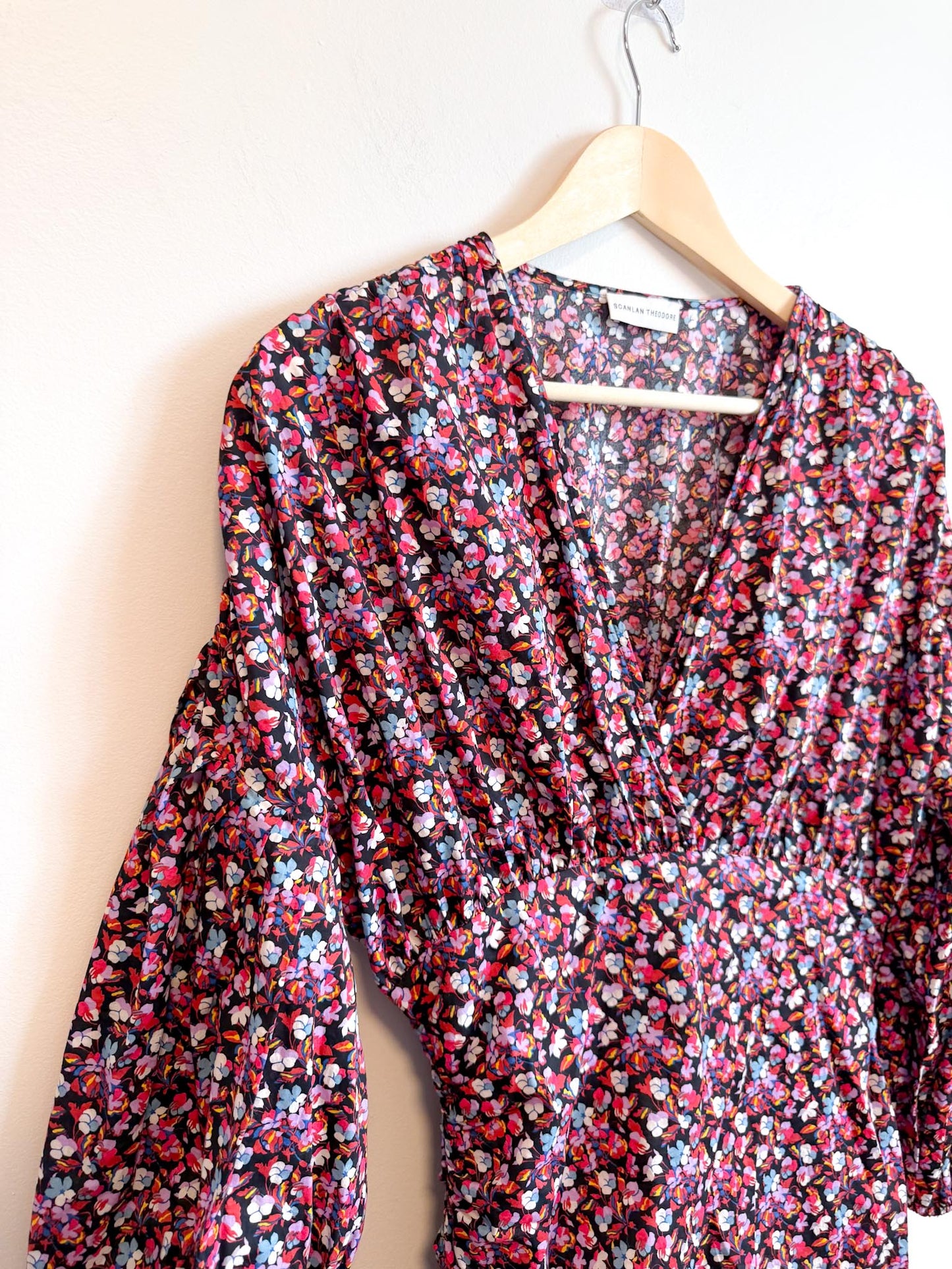 Scanlan Theodore Ruched Mini Dress in Floral (Size S)