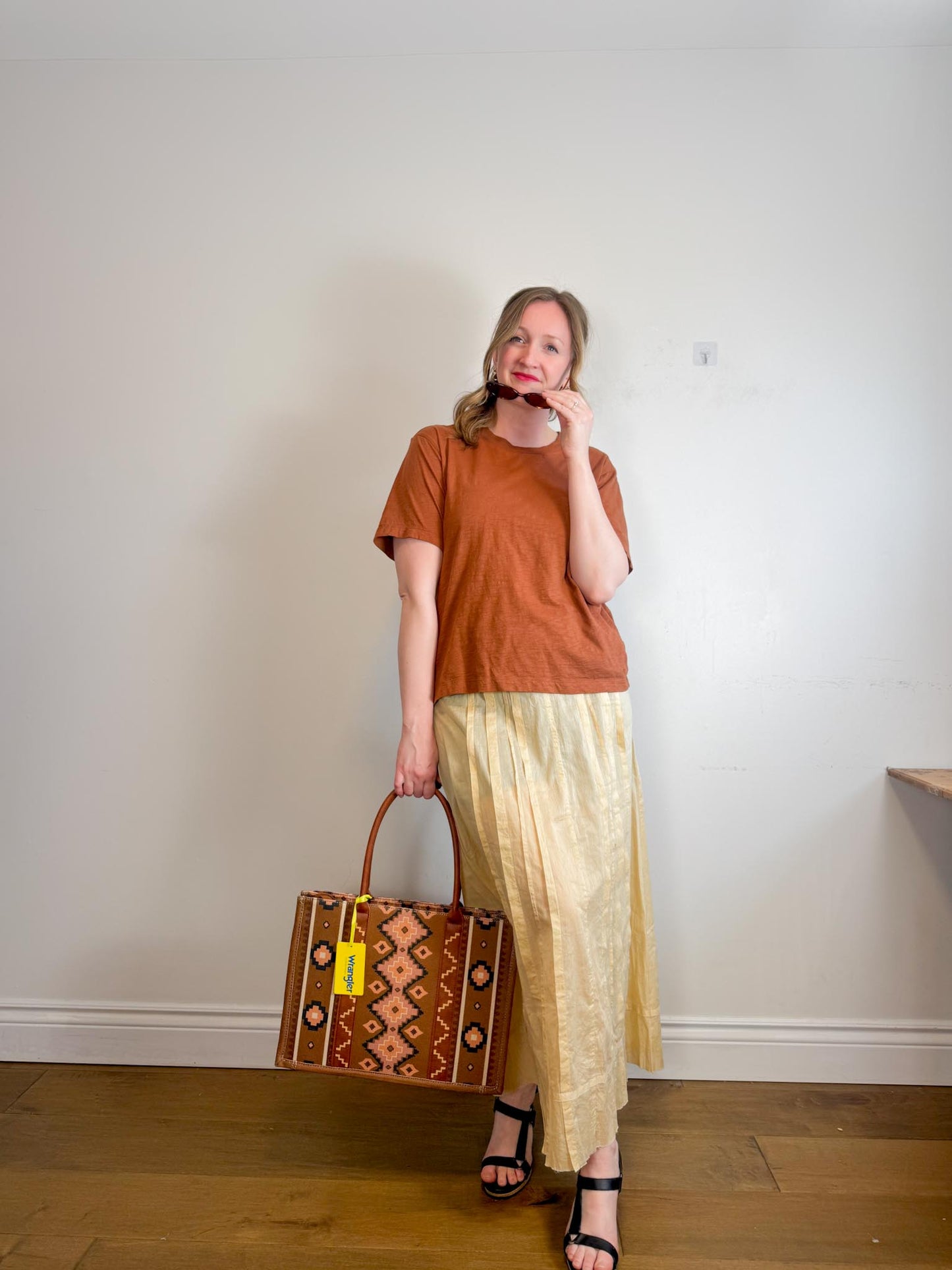 OUTERKNOWN Sustainable "Saltwater Slub Tee in Rust" (Size L)
