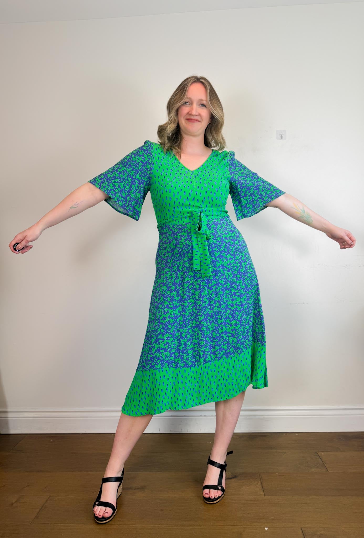 GUSTO Mixed Print Dress in Green/Blue (Size S/M)