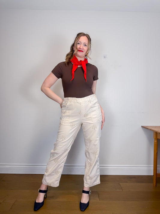 Anthropologie Pilcro "Rust Pull-On Embroidered Pants in Faded Pink Cream" (Size L)