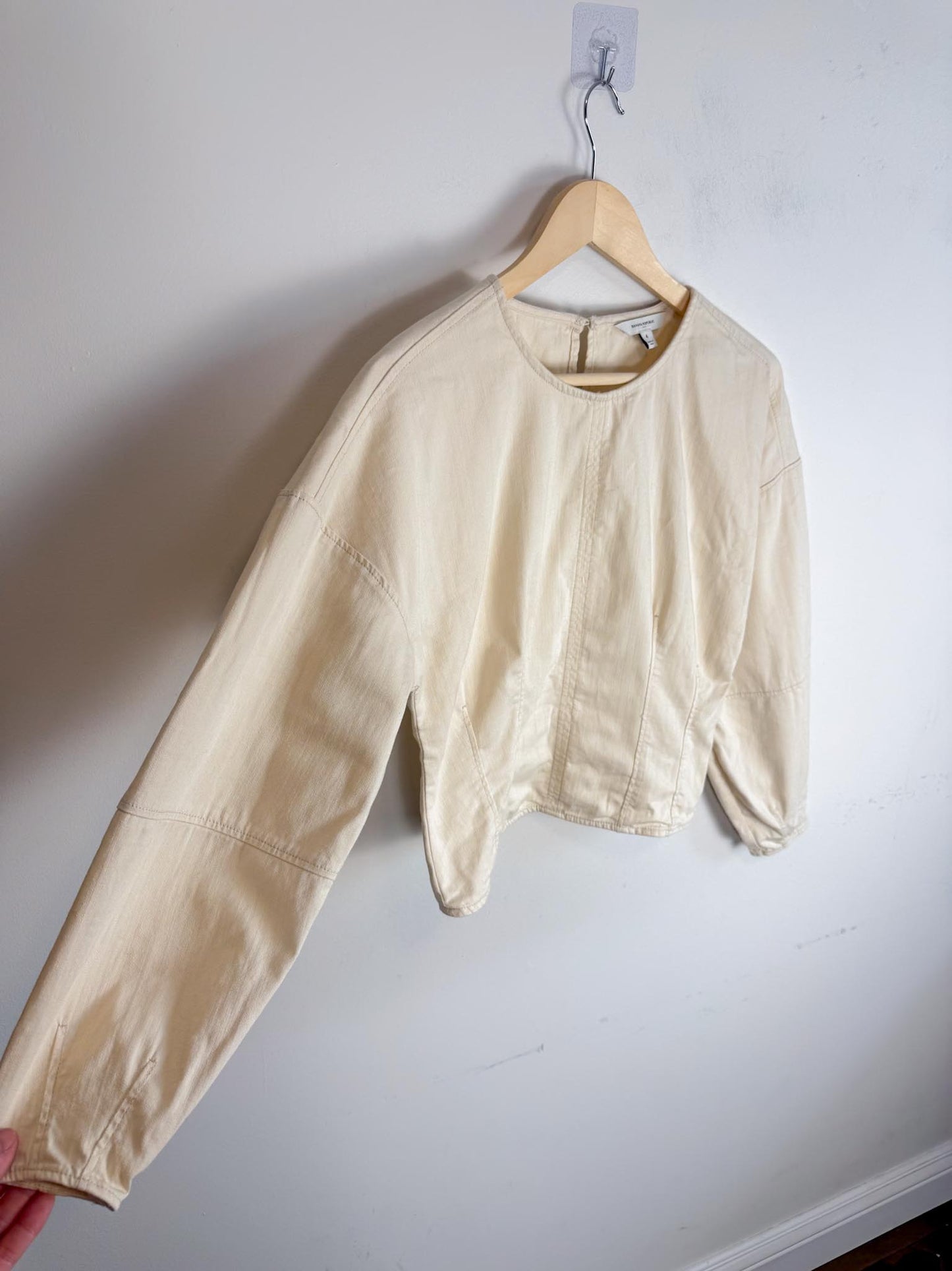 Banana Republic Cropped Structured Blouse with Barrel Sleeves in Khaki (Size S)